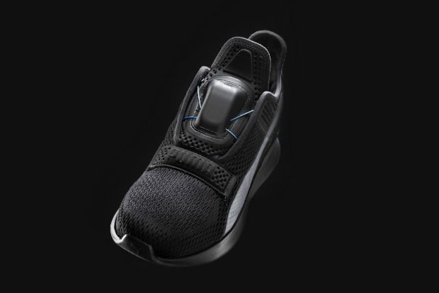 Puma розробила кросівки, які можна зашнурувати за допомогою Bluetooth. В масовий продаж новинка вийде навесні 2020 року.