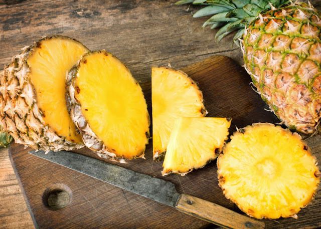 Захищає серце і покращує кровообіг : корисні властивості ананаса. Щоб отримати найбільше користі, вибирайте повністю дозрілий фрукт.