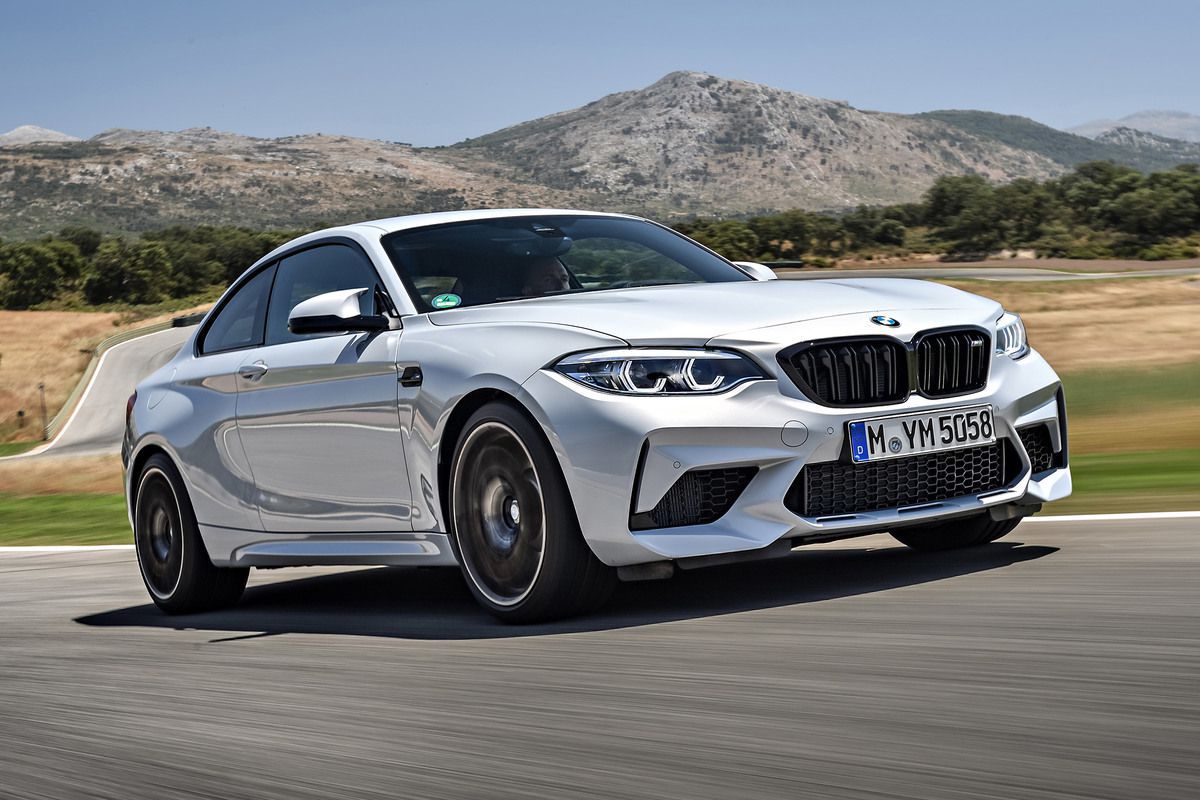 Новий BMW M3: повний привід і мотор потужністю 510 к.с. Новий BMW M3 оснастять новітнім 3-літровим бензиновим двигуном з подвійним турбонаддувом.