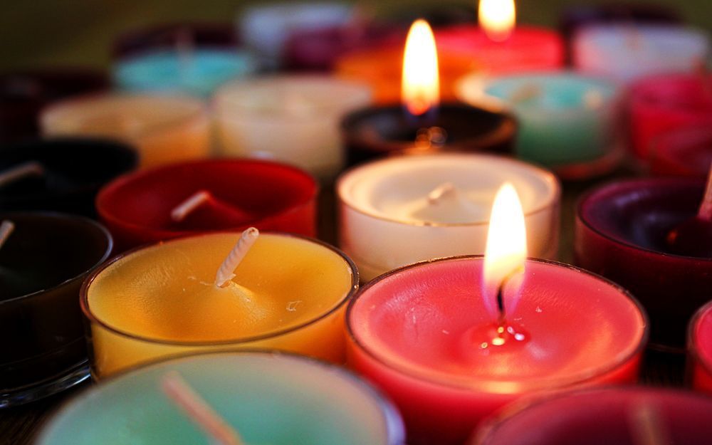 Як захистити дім та залучити в нього удачу і процвітання за допомогою свічок?. Як правильно використовувати свічки для добробуту в сім'ї та захиститися від будь-якого зла.