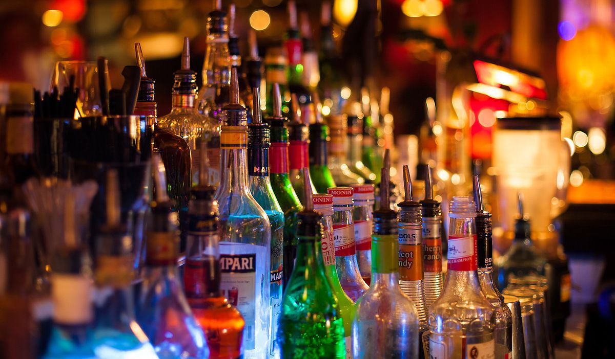 Експерти назвали країну світу, яка більше за інших споживає алкоголь. І це не країна колишнього СРСР.