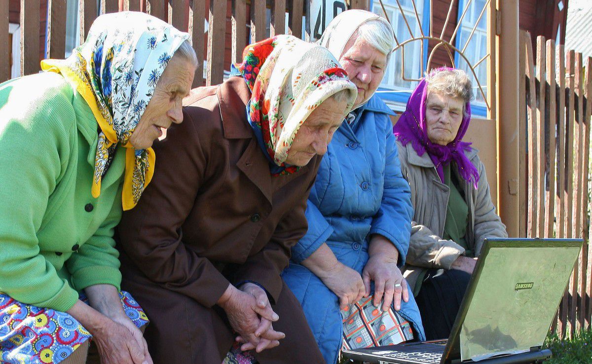 Пенсійний вік в Україні: чому можна залишитися без грошей у старості. Щорічно вимога до стажу підвищується.