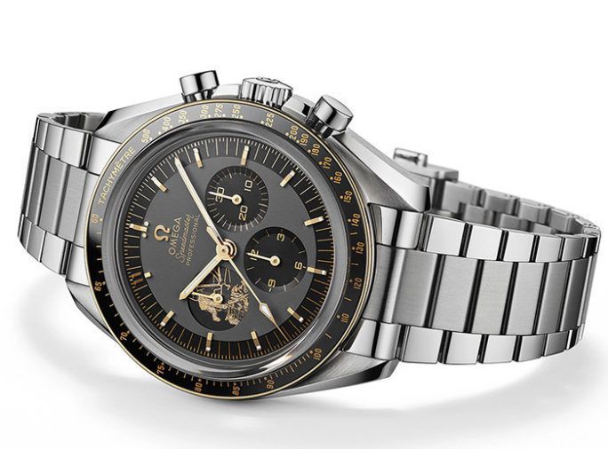 Omega випустили годинники космічної серії. На циферблаті є деталь, що нагадує про запуск «Аполлона-11».