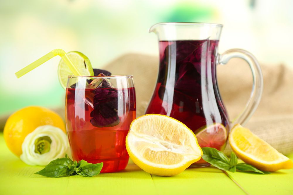 Швидко і легко: 3 оригінальних способи приготування освіжаючого безалкогольного лимонаду. Ми пропонуємо рецепти на будь-який смак.
