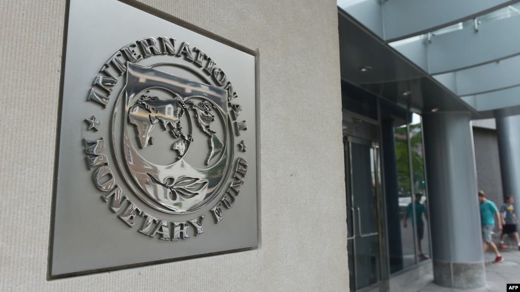 Місія МВФ продовжує роботу в Україні. Експерти місії МВФ у зв'язку із ситуацією в уряді України не припиняють виконання програми співпраці.