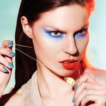 Тренд літа 2019 — яскравий макіяж: поради дає відомий візажист Lancôme. Як зробити яскравий літній макіяж і не виглядати при цьому вульгарно.
