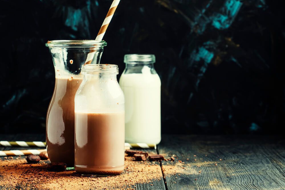 7% жителів США вважають, що шоколадне молоко дають коричневі корови. Якщо перекласти це на реальні цифри, вийде 16,4 мільйона неосвічених любителів молока.