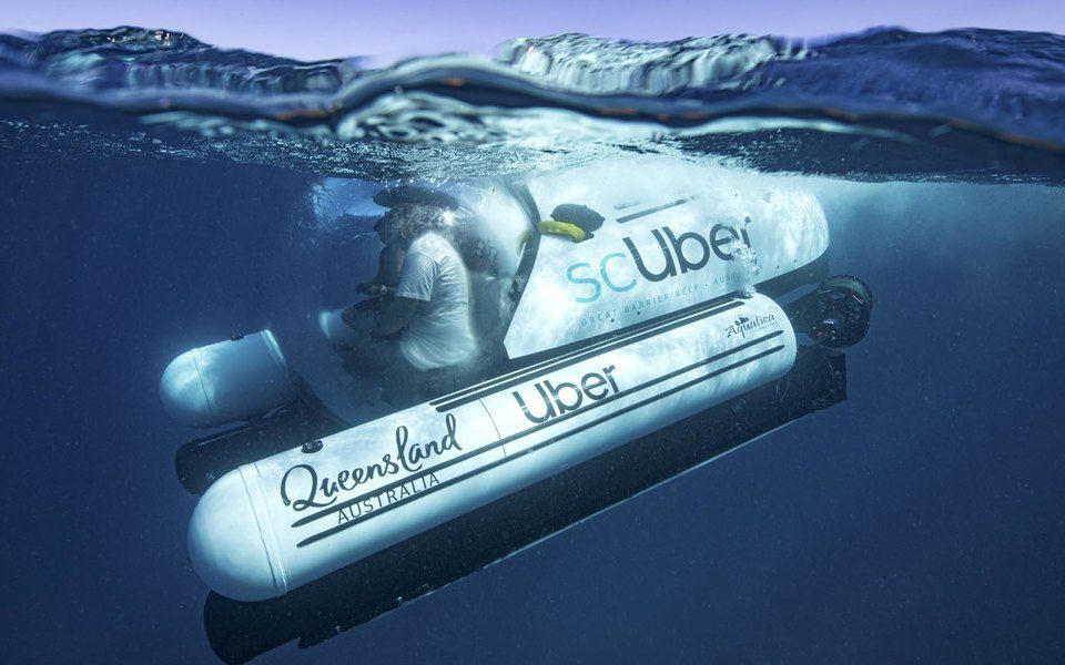 Uber запустили підводне таксі в Австралії. На субмарині можна здійснити подорож по Великому бар'єрному рифу.