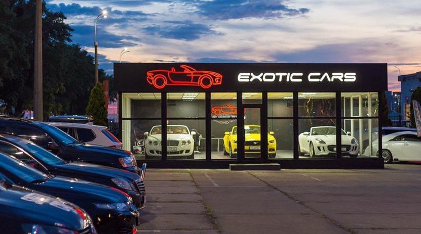 В Україні з'явився новий сервіс прокату суперкарів. Відтепер кожен охочий може стати власником екзотичного автомобіля на декілька годин або днів.