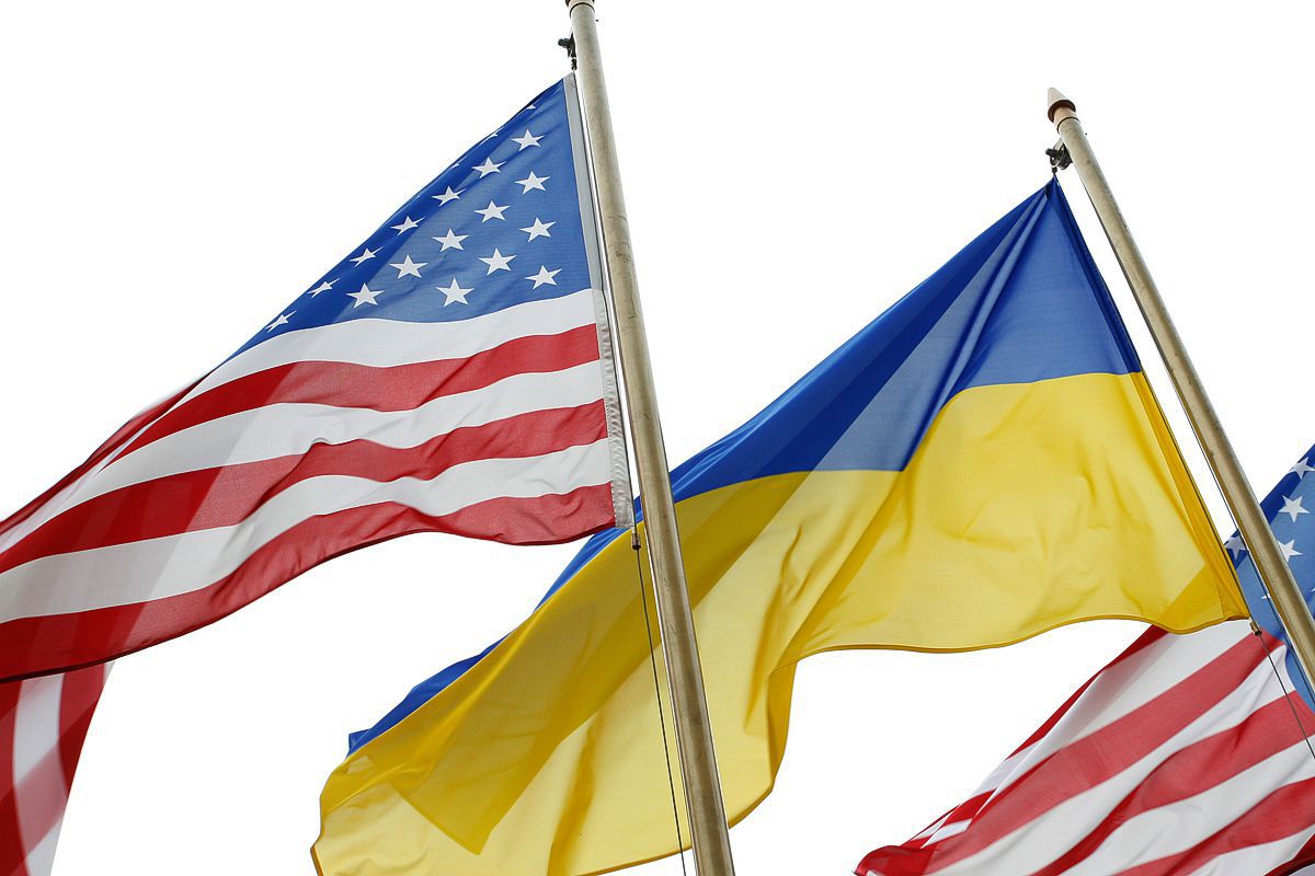 Україна продовжила дію двох угод з США до 2025 року. У рамках цих двох угод з 2014 року уряд США виділив понад 200 млн доларів для України.