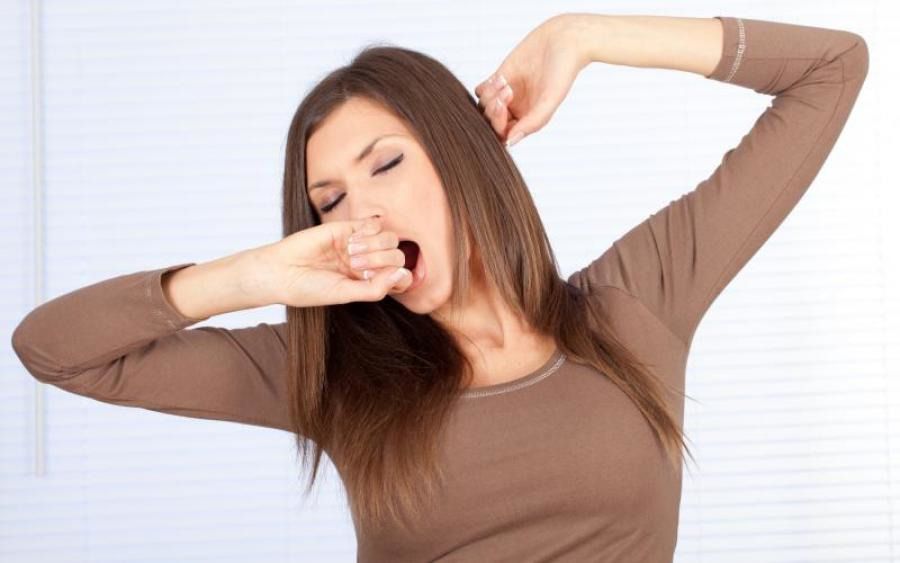 Дослідження вчених: чому люди так часто позіхають?. Експерти встановили причину позіхання.