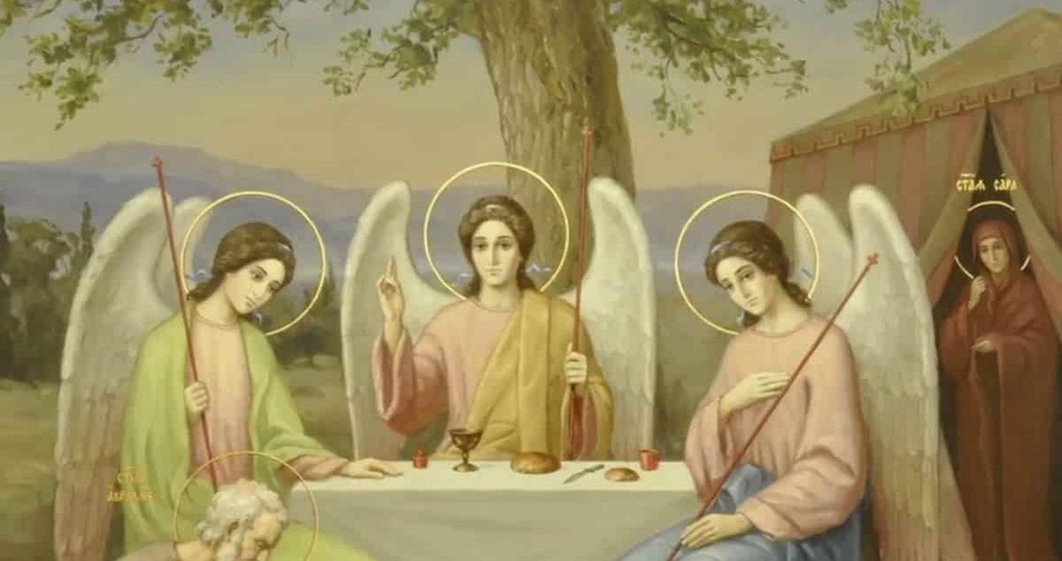Сьогодні православна церква відзначає Трійцю в 50 день після Пасхи. Трійця або Духів День це одне з головних християнських свят.