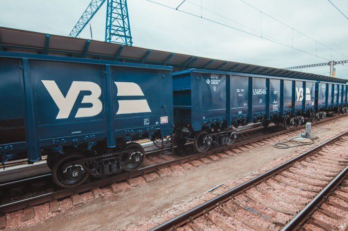 Укрзалізниця відновить сполучення з Донбасом. Укрзалізниця планує відновити припинене в березні 2017 залізничне сполучення з Донецькою і Луганською областями.