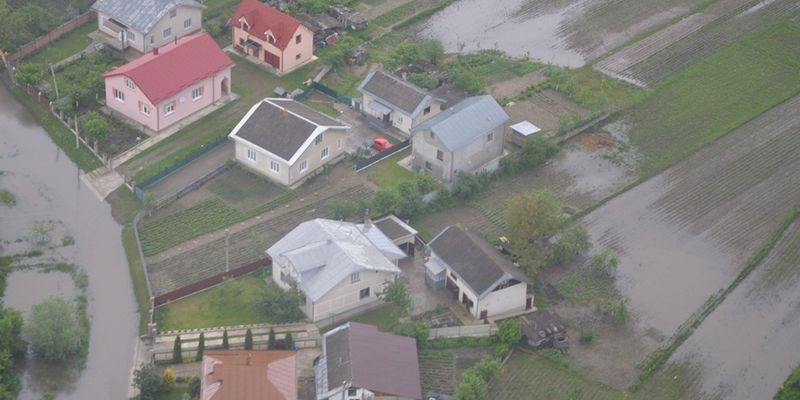 У двох областях України підтоплені 50 домогосподарств та 15 ділянок — ДСНС. Підтопленими залишаються Львівська та Херсонська області.
