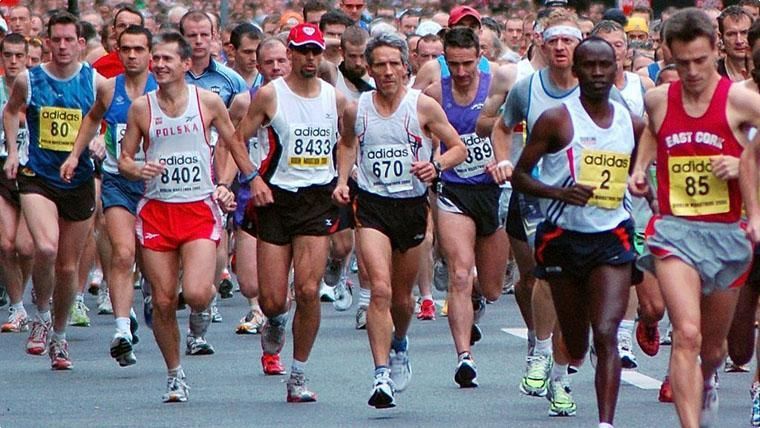 Ось чим обумовлена висока витривалість марафонців. Мікрофлора професійних спортсменів виявилася багата бактеріями, які швидко засвоюють молочну кислоту і виділяють «допінг».