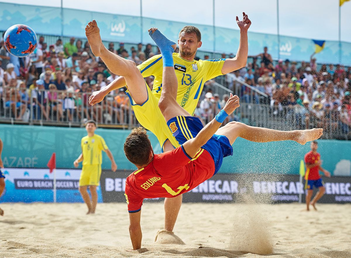 Збірна України з пляжного футболу програла Швейцарії. Українці посіли підсумкове четверте місце на Європейських іграх, які проходять в Мінську.