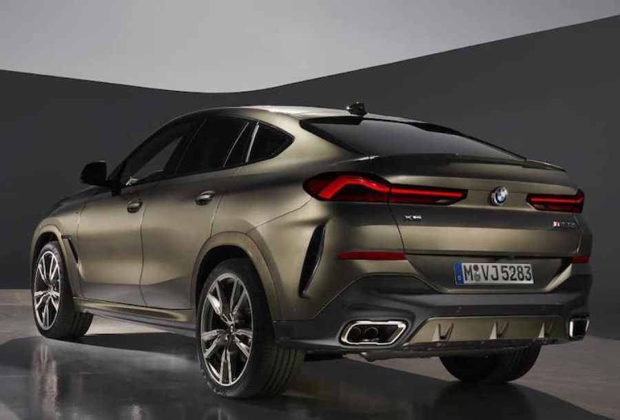 Автовиробники розсекретили новий BMW X6. Авто тримає 4.4-літровий бензиновий V8 з двома турбінами, що розвиває 530 к. с.