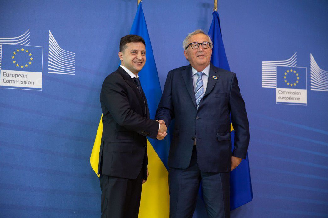 Саміт Україна-ЄС: Зеленський приймає європейську делегацію. Зустріч з чиновниками відбудеться у Києві.
