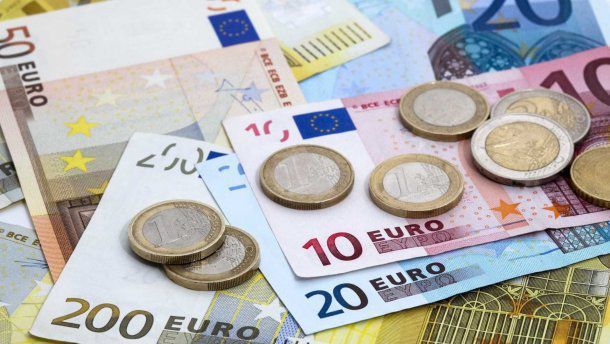 Ще дві країни Євросоюзу змінять свою валюту на євро