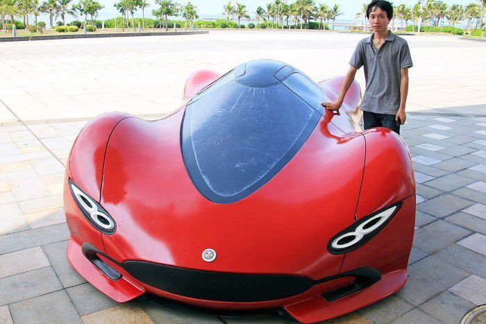 Китаєць власноруч створив приголомшливий суперкар, зібравши всі деталі вручну. Китайський студент за 6 місяців створив неймовірний суперкар, витративши всього 5000 доларів.
