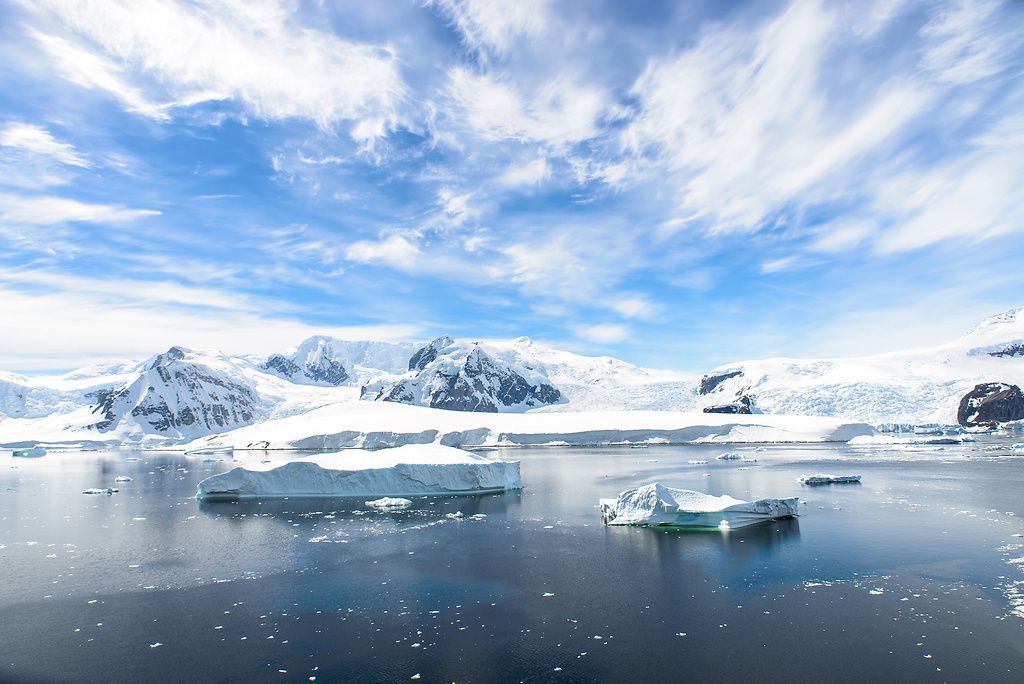 За допомогою штучного снігу вчені планують досягти припинення танення льодовиків у Антарктиді. Підтоплення світу можна уникнути.