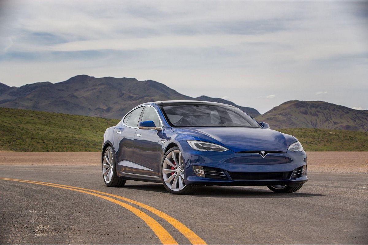 Ілон Маск розповів, які машини водить найчастіше. Всі вони Tesla.