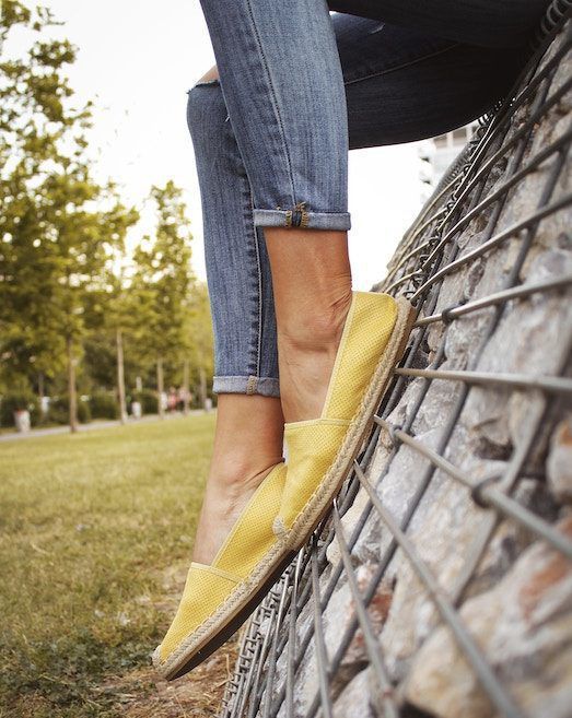 Найзручніші види взуття для літніх прогулянок. Дізнайтеся, яке літнє взуття ідеально підходить для піших прогулянок.