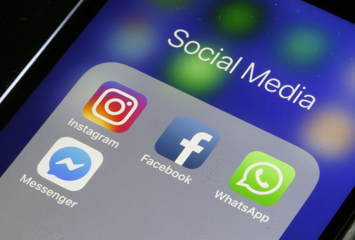 Instagram і WhatsApp перейменують. Керівництво соцмережі планує вивести на перший план приналежність Instagram і WhatsApp до Facebook, тому додатки можуть перейменувати.