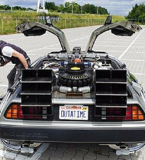 Автомобіль з фільму "Назад в майбутнє" зміг створити голландський винахідник. Цей винахід є особливо цінним для голландця.
