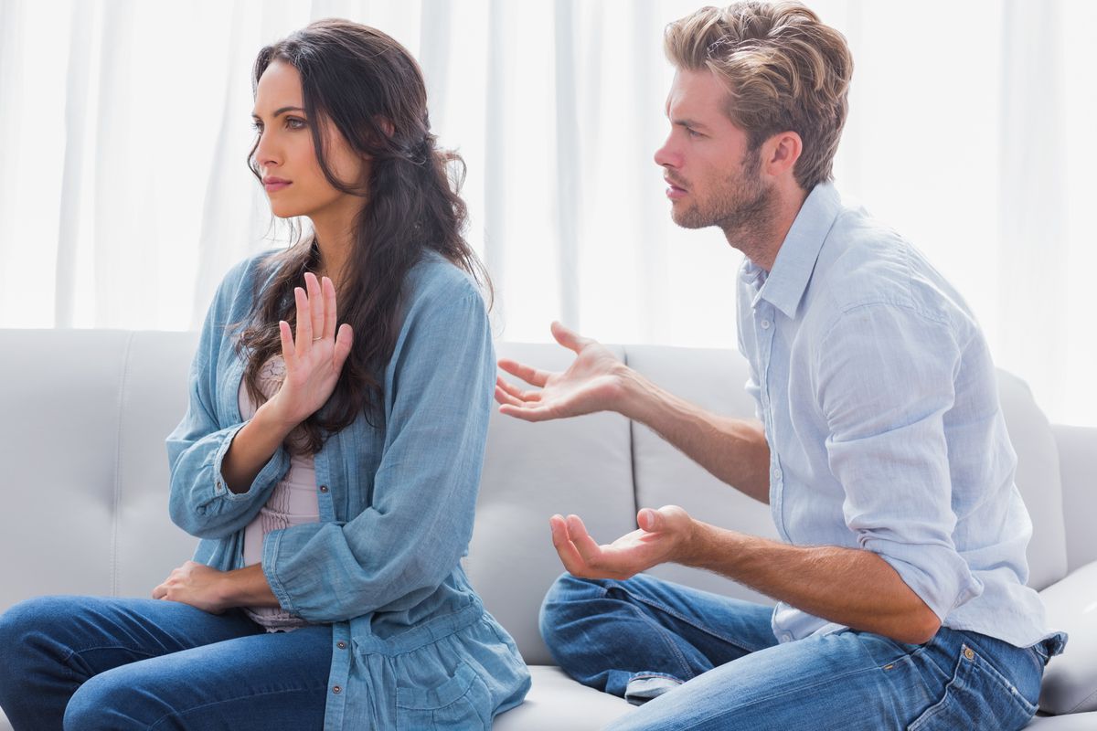 Як зрозуміти, що партнер вас не поважає: 6 головних ознак. Навіть у здорових відносинах часом трапляються сварки. Саме в такі моменти взаємна повага проходить випробовування на міцність.