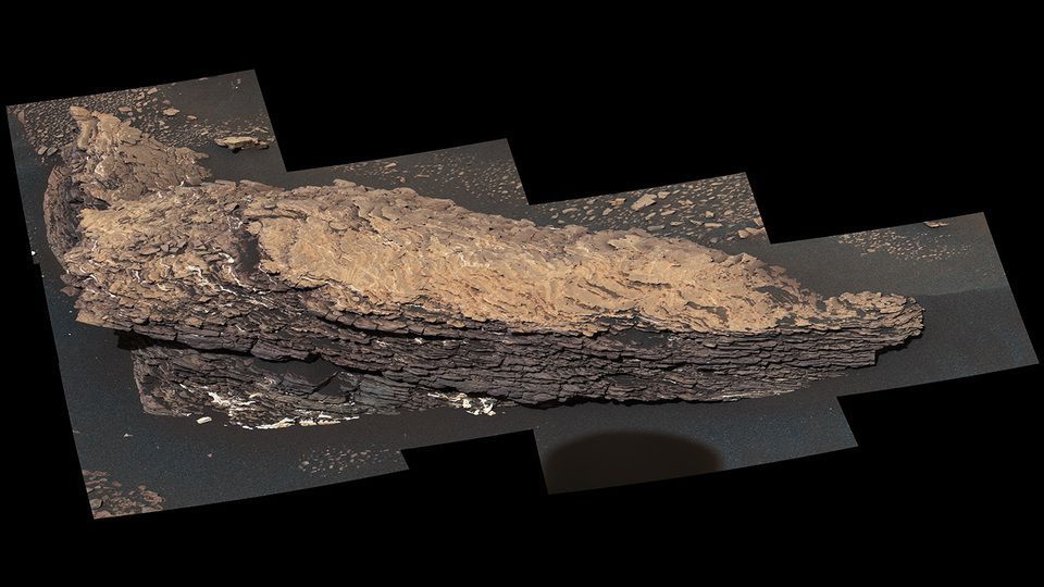 «К'юріосіті» виявив нову скелю з осадових порід на Марсі. Вони могли утворитися в присутності рухомої води або вітру.