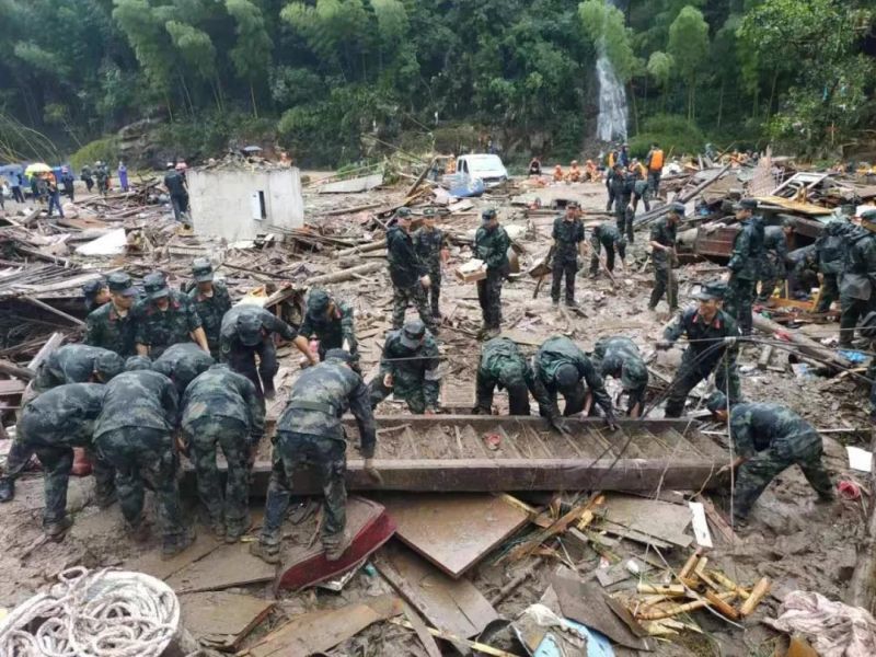 Число жертв супертайфуна "Лекіма" зростає. Число загиблих в Китаї у результаті тайфуну "Лекіма" збільшилася до 28 людей, ще 20 числяться зниклими безвісти.