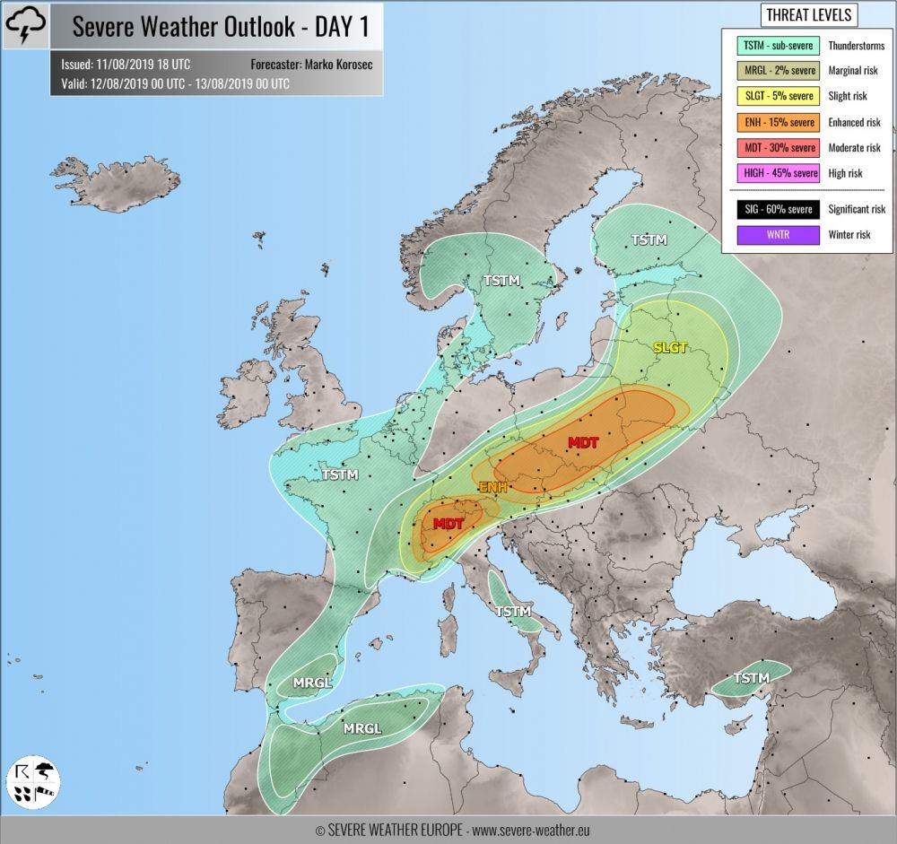 Метеорологи показали на карті, в яких регіонах України слід очікувати сильні шторми. Метеорологи прогнозують, що аж до пізнього вечора збережеться висока ймовірність сильних штормів на території північно-західних областей України.
