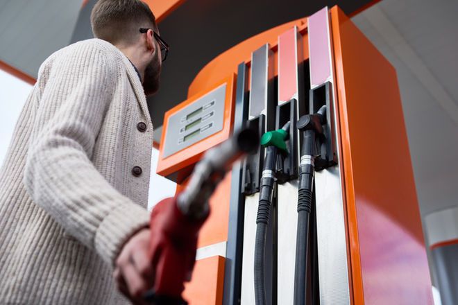 В Україні очікується підвищення цін на дизельне паливо: основні причини. Експерти прогнозують, що ціни зростуть на 10-15%.