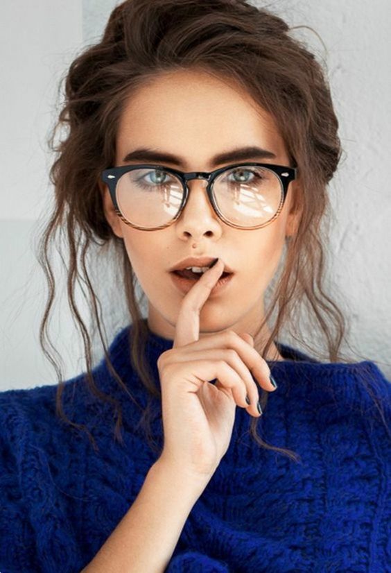Як підібрати окуляри на будь-який смак. Ця стаття допоможе вам підібрати окуляри для будь-якого образу.
