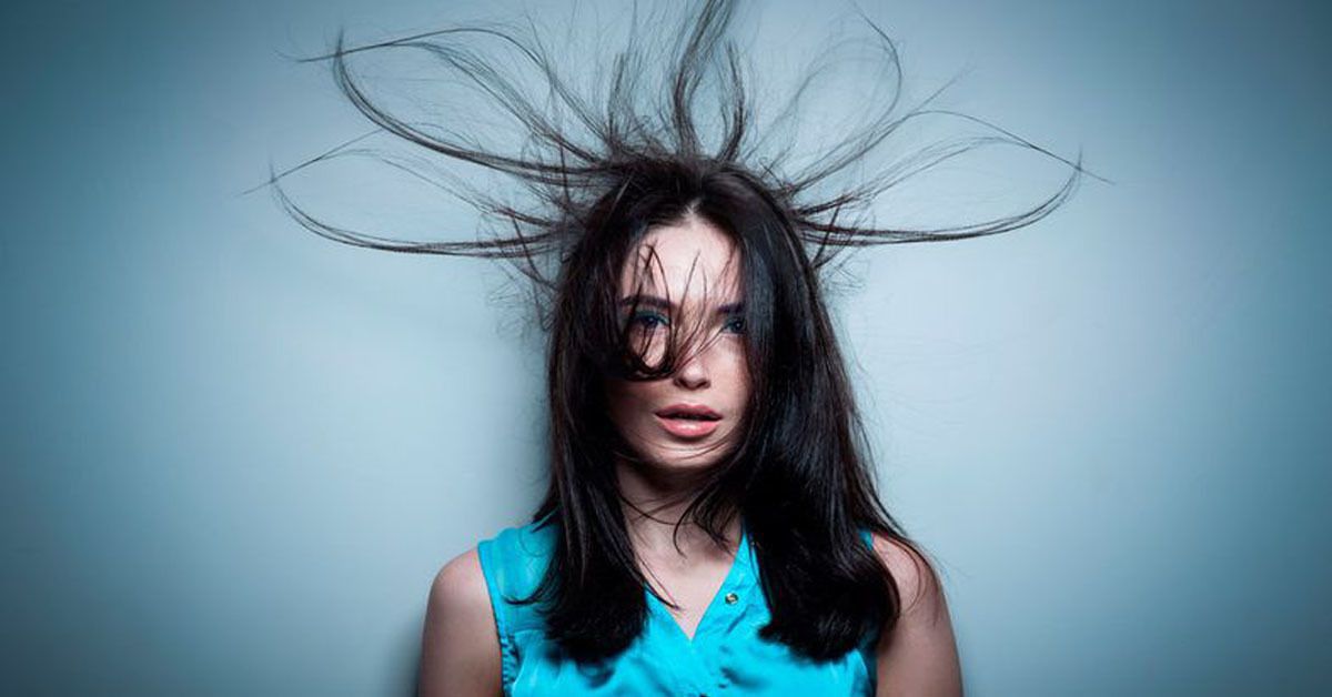 8 порад для тих, у кого електризується волосся. Цієї проблеми можна легко позбутися.