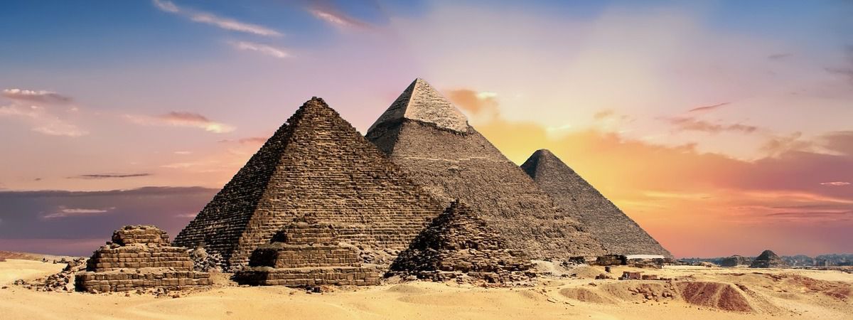 Факти того, що в стародавньому Єгипті жили прибульці. Таємничі речі дійсно змушують задуматися.