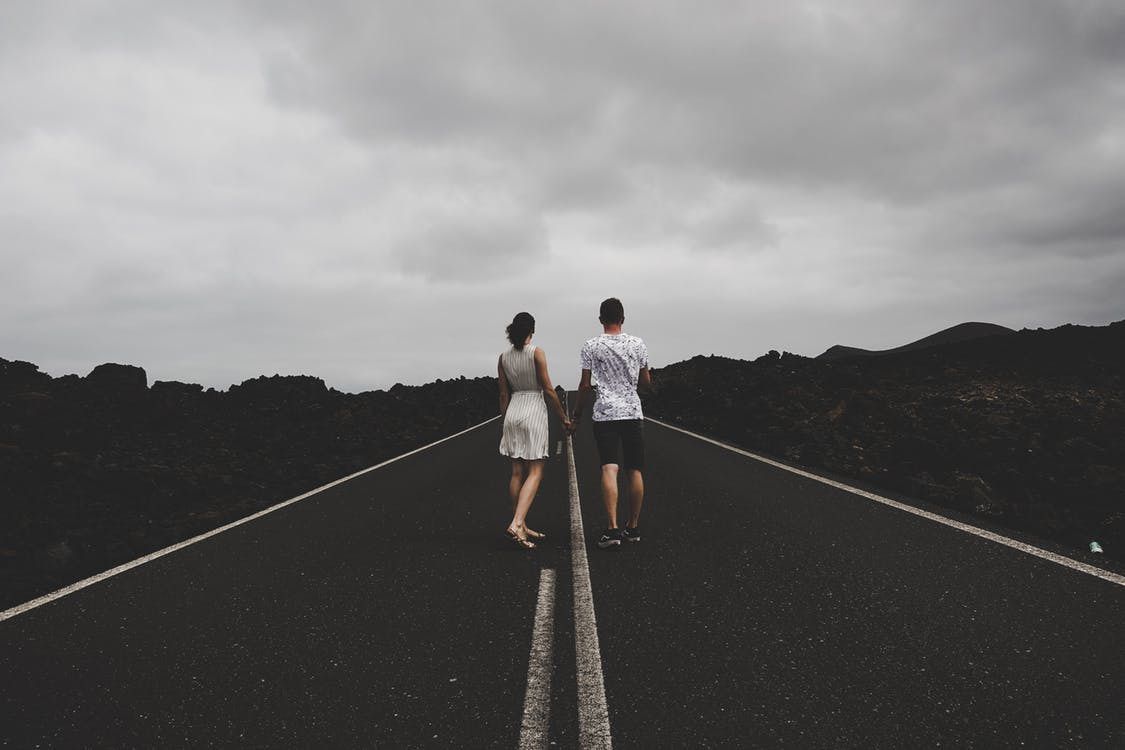 Любов на відстані: як зміцнити стосунки. Психологи запевняють, що такі стосунки мають право на існування.