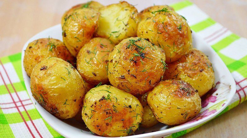 Готуємо картоплю правильно, щоб отримати з неї більше користі. Як правильно готувати картоплю, щоб вона не перетворилася в канцероген.