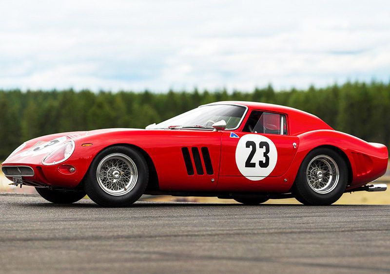 Найдорожчі ретроавтомобілі, які пішли з молотка за рекордні суми. Вгадайте, скільки з них – Ferrari?