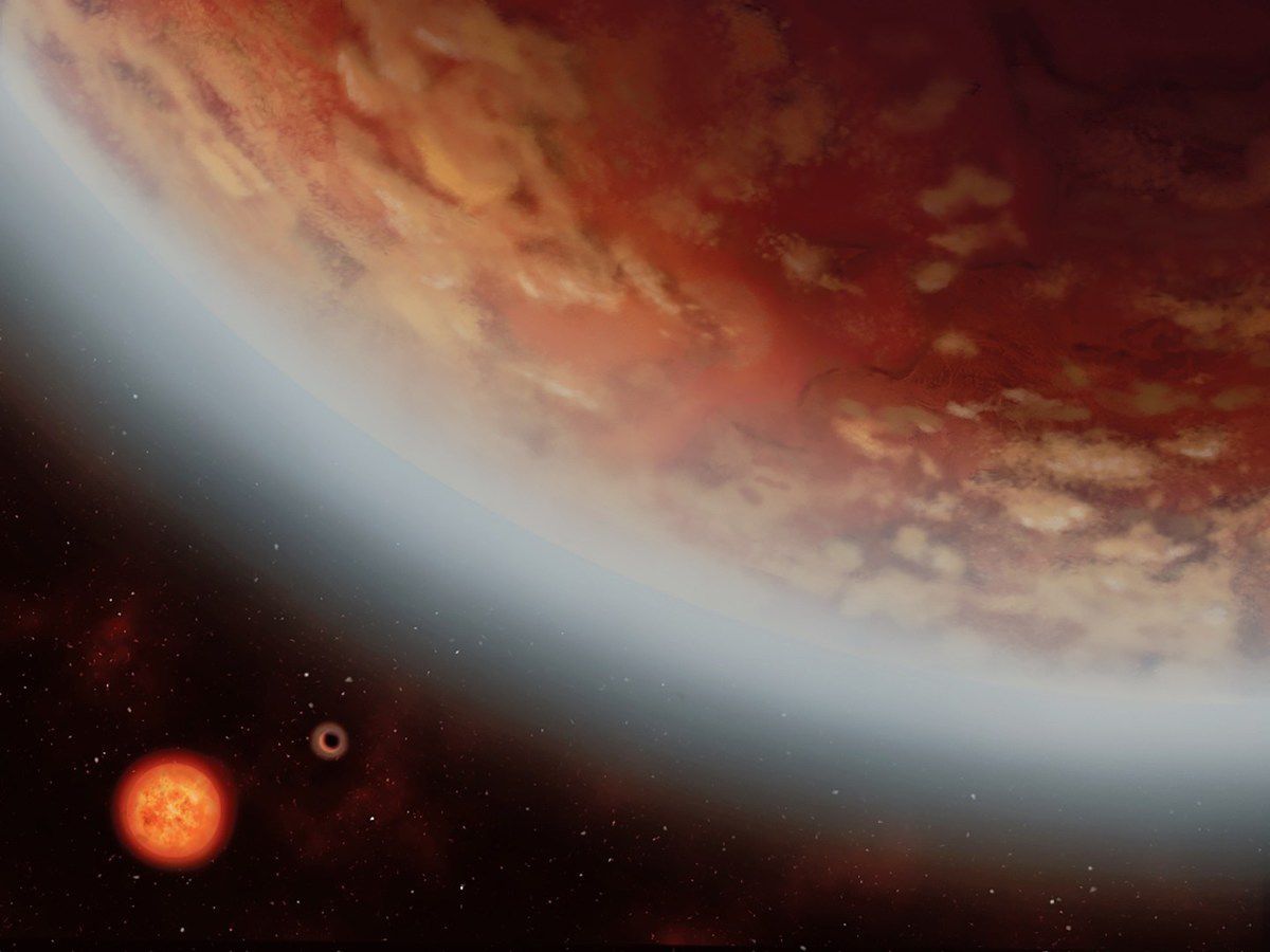 Вчені знайшли потенційно населену планету з водяною парою. Дослідники вперше виявили водяну пару в атмосфері планети за межами нашої сонячної системи, яка знаходиться в «зоні життя».