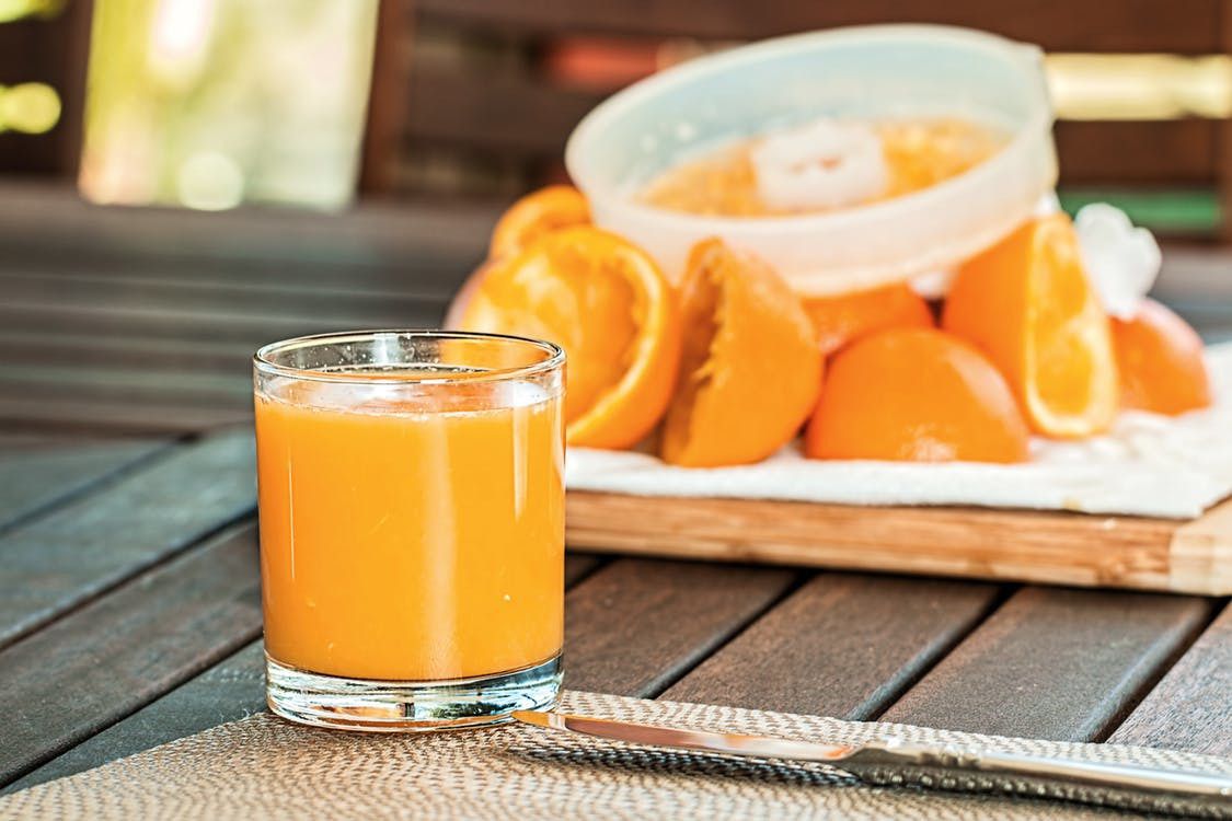 чому апельсиновий сік так корисний для здоров'я
