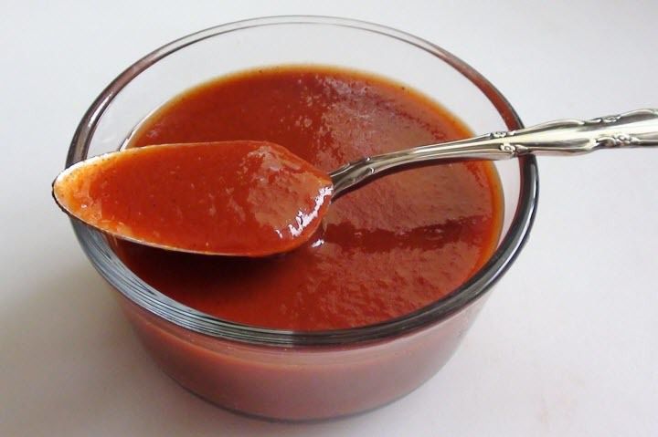 Оригінальний кетчуп із додаванням нектаринів. Цей соус їстимуть навіть діти.
