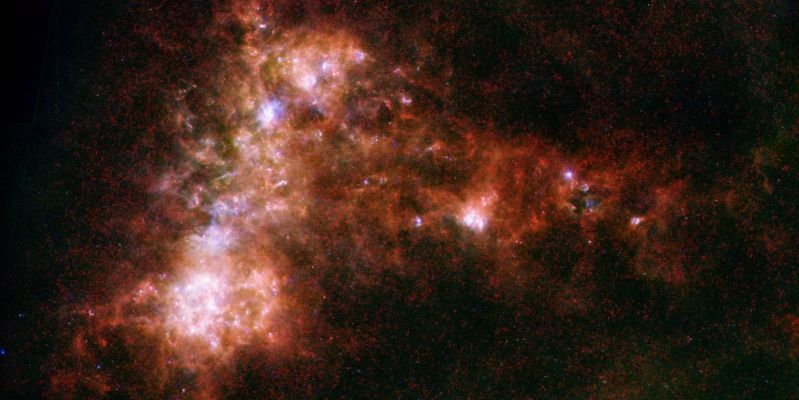 Американськими вченими помічений загадковий феномен в космосі. Шість звичайних галактик раптово перетворилися в яскраві квазари.