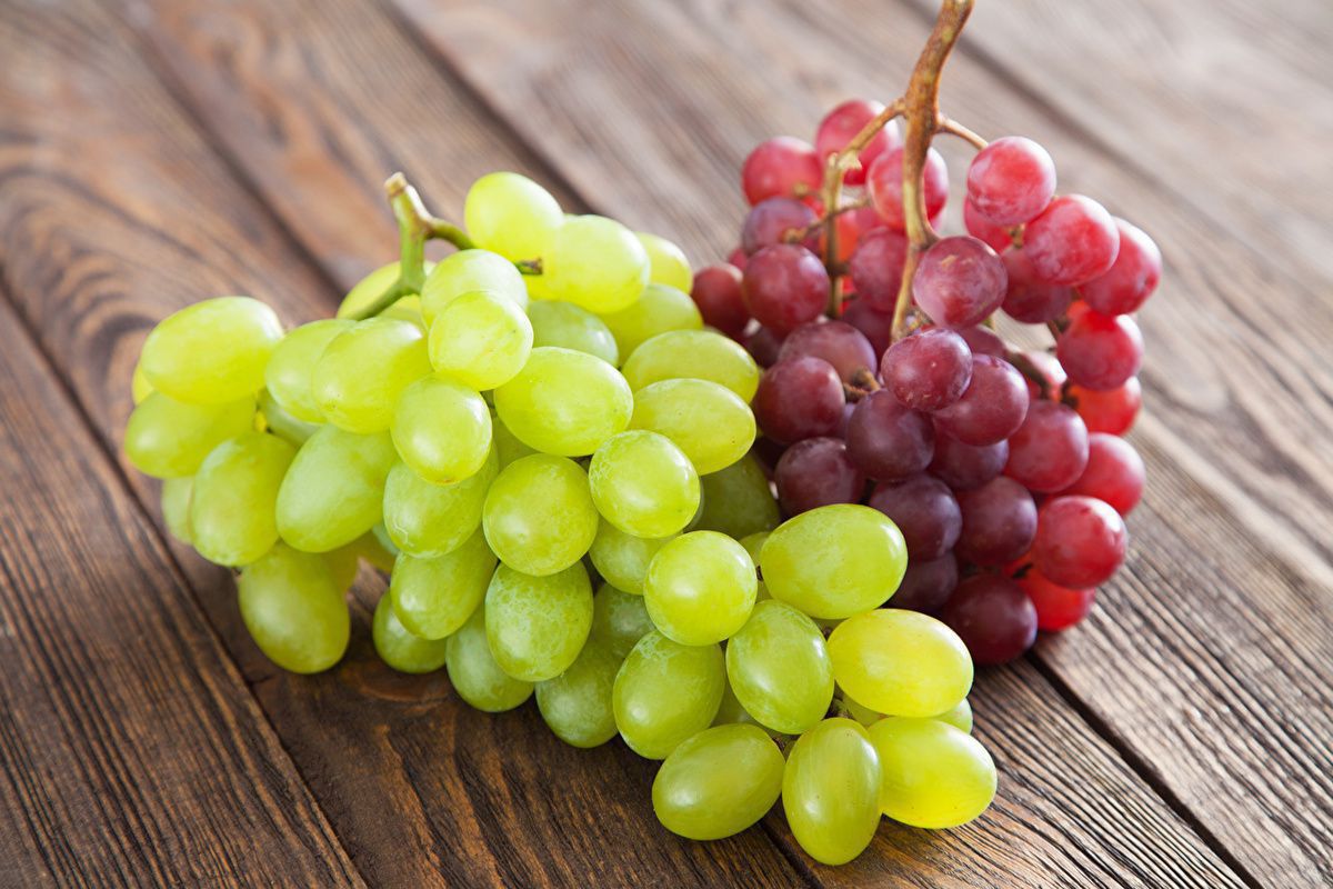Що впливає на смак винограду. На це впливає кілька факторів.