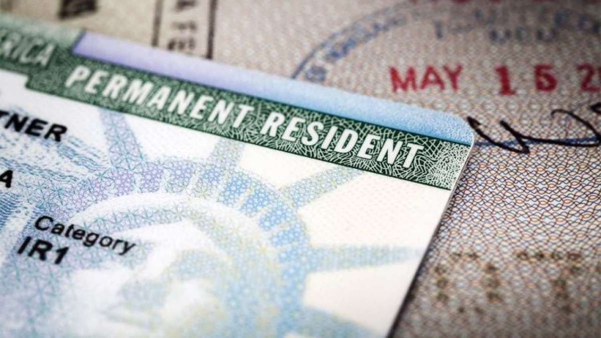 Держдепартамент США оголосив дату початку онлайн-реєстрації на участь у лотереї Green Card 2021. Оголошена дата початку онлайн-реєстрації на участь у лотереї Green Card 2021.