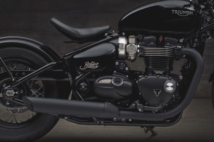 Перетворення століття: Triumph представили егоїстичний мотоцикл. Старий британський мотобренд переосмислює класику.