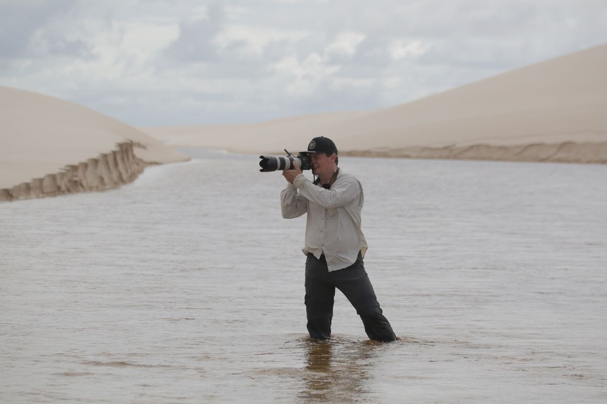 Дмитро Комаров показав унікальні кадри загубленої пустелі Ленсойс-Мараньєнсіс. В цій пустелі існує життя.