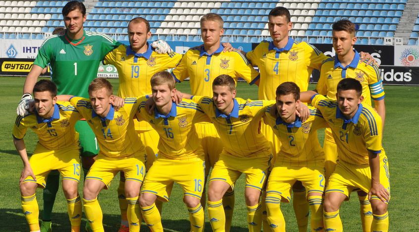 Ротань визначився зі складом "молодіжки" проти Румунії і Греції. Для підготовки до цих ігор головний тренер української «молодіжки» запросив 25 футболістів.