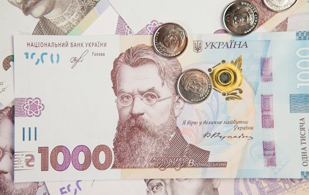 Нацбанк почав друк банкнот номіналом 1000 гривень. В обіг вони надійдуть вже 25 жовтня.